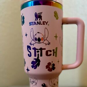 Stitch Stanley Cup w/ 4 toppers